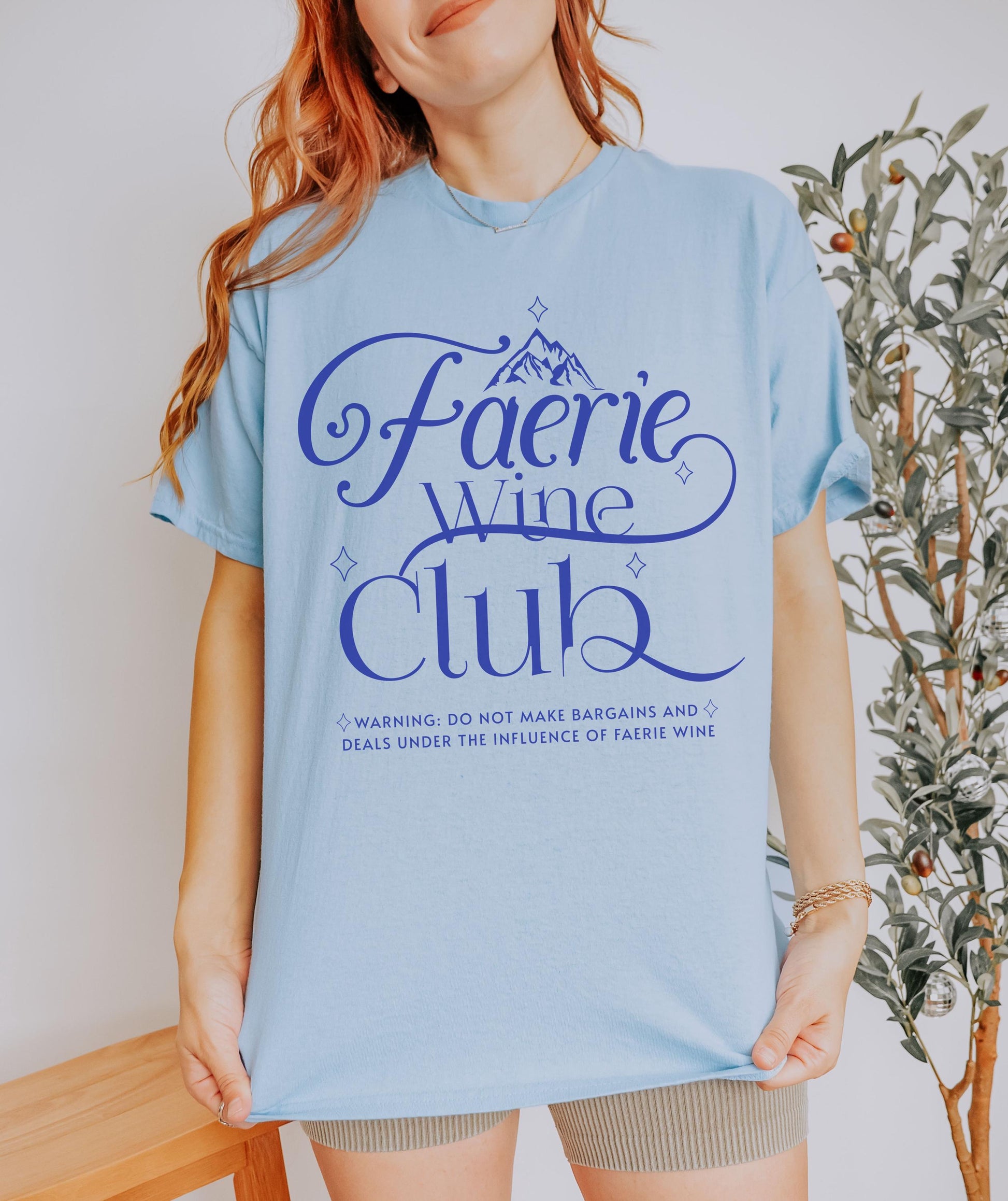 Faerie Wine Club Bookish Shirt, Reading Booklover Gifts Fantasy Romance Fiction Smut Shirt Romantasy Reader Shirt Booktok Merch Fantasycore