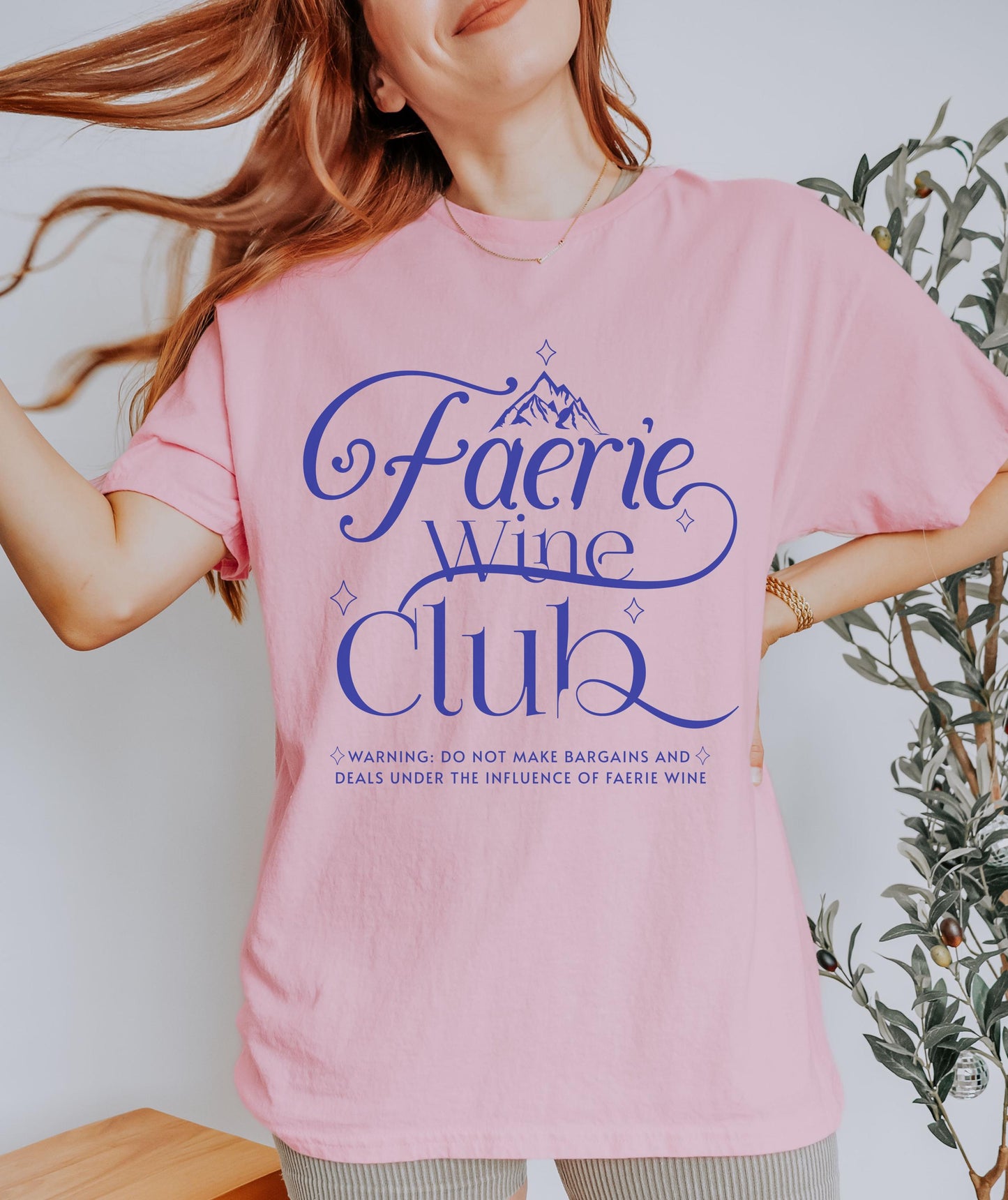 Faerie Wine Club Bookish Shirt, Reading Booklover Gifts Fantasy Romance Fiction Smut Shirt Romantasy Reader Shirt Booktok Merch Fantasycore