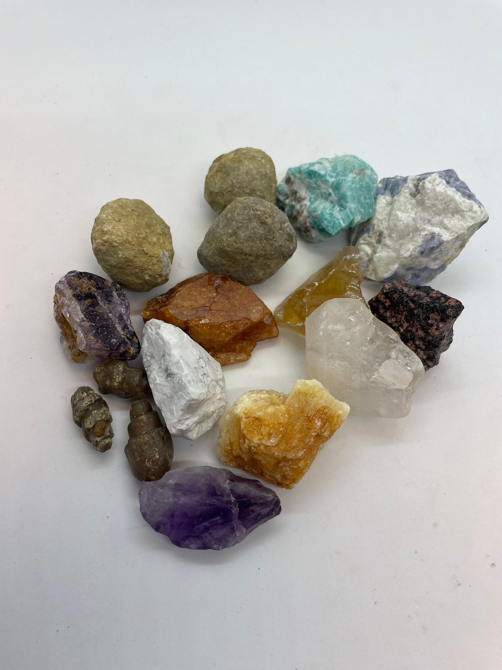 Rocks and Geodes, Gems and Minerals Gift Box, Crystal Gift Box, Science Learning Kit, Gift for Adults, Rock Gift for Kids, Geology Gift