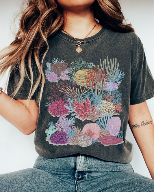Coral Reef Shirt Comfort Colors Ocean Shirt Oceancore Mermaidcore CrustraceanCore Trendy Summer Shirts Boho Botanical Graphic TShirt