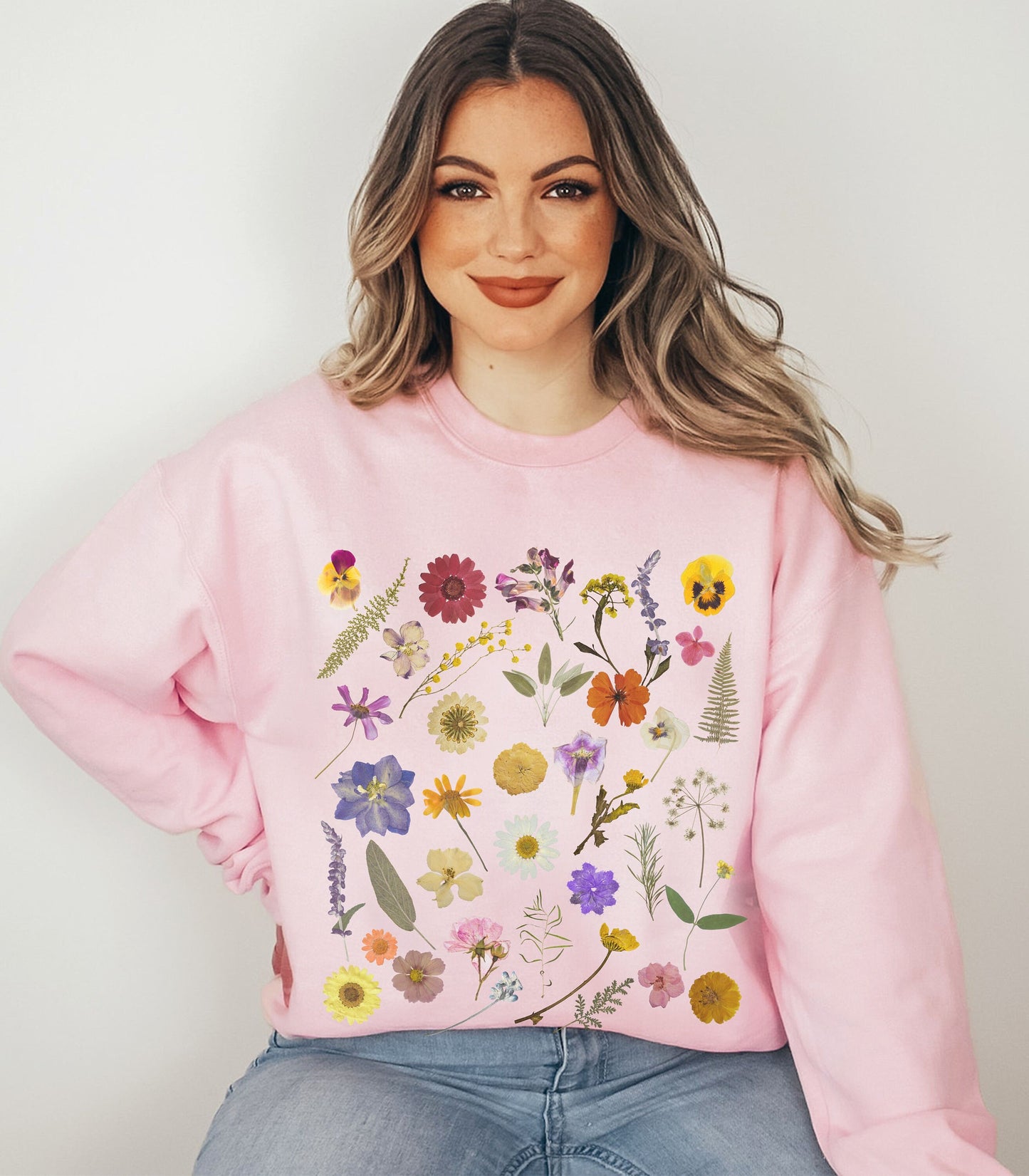 Pressed Flowers Shirt Wild Flowers Sweatshirt Cottagecore Fairycore Boho Wildflower Sweatshirt Nature Earthcore Forest Aesthetic Sweatshirt