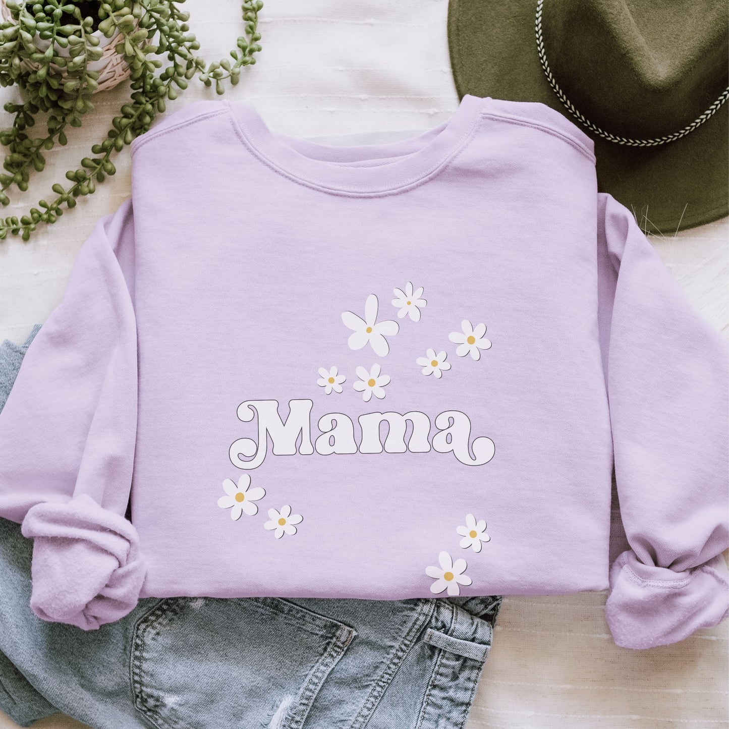 Daisy Mama Sweatshirt, Comfort Colors Mama Crew Neck Wild Flower Sweatshirt Retro Hippie Daisy Birthday Mom Shirts Trendy Women's Sweatshirt
