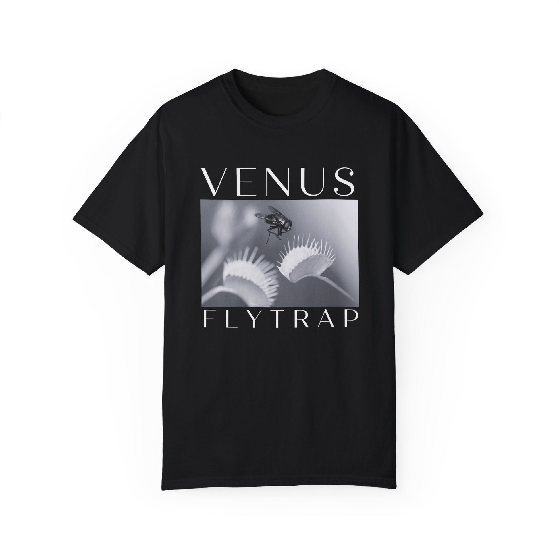 Venus Flytrap Shirt, Carnivorous Plant Lover Band Style Tee Venus Fly Trap TShirt Gift for Gardener Plant Lover Teen Shirt Granola Girl