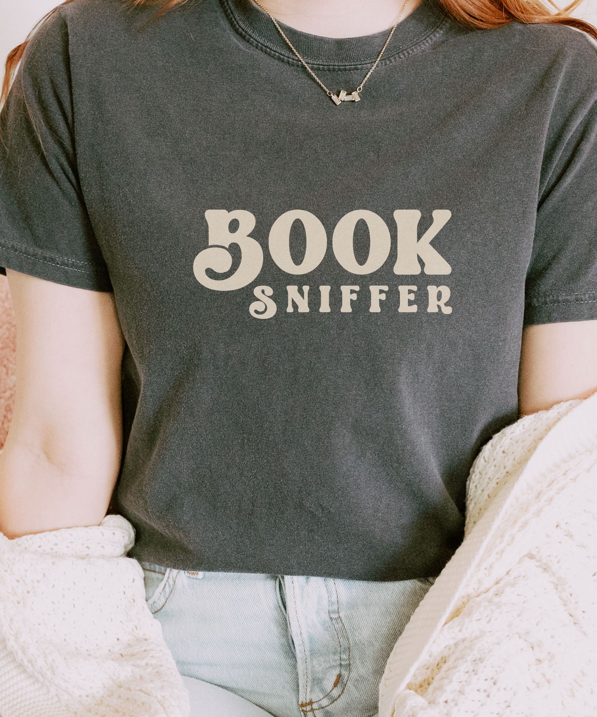 Book Sniffer Shirt, Bookish Tee Booktrovert Bookish Things Book Girlie Booktok Merch Dark Romance Smut Shirt Reader Gift Spicy Books Tee