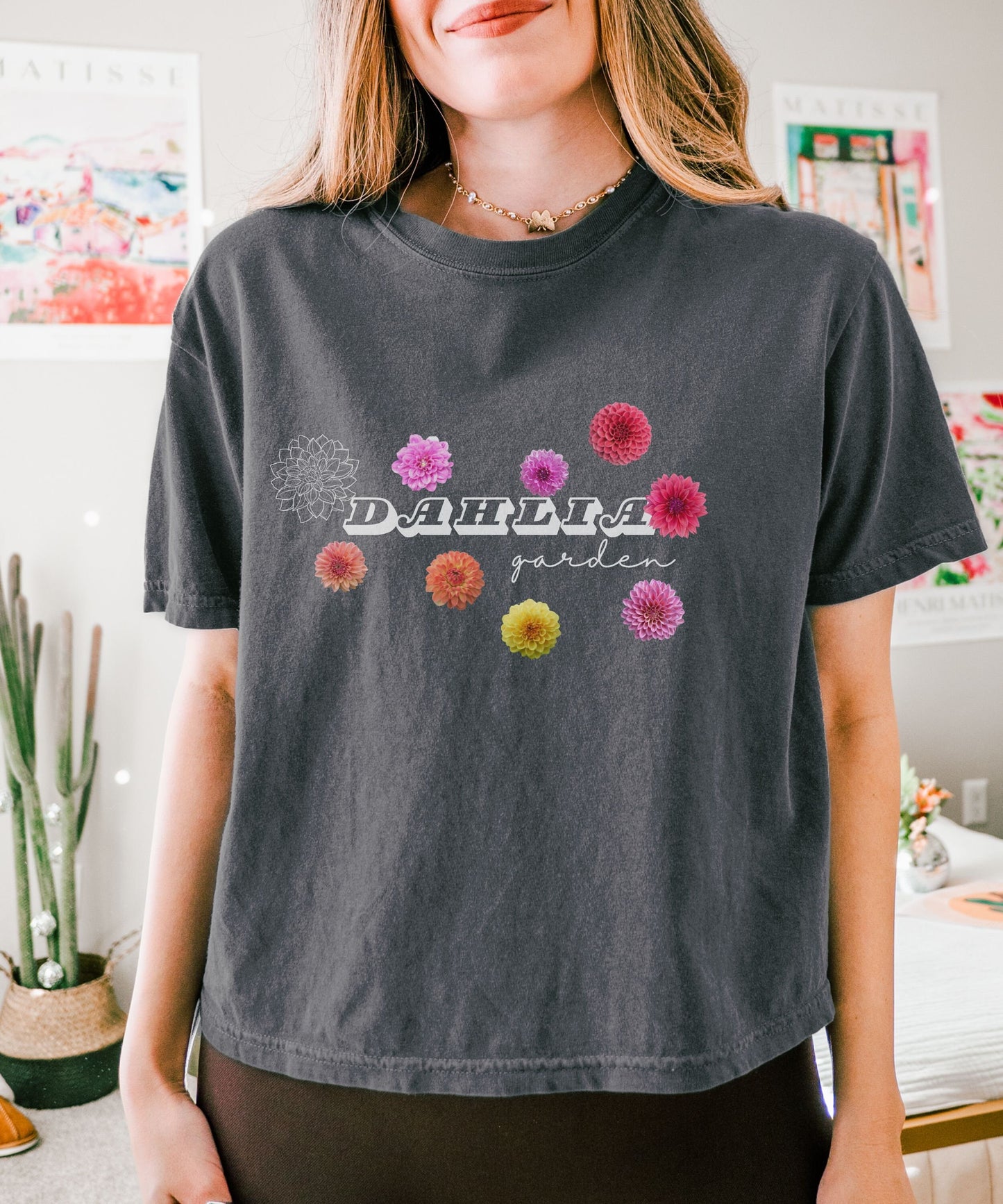 Dahlia Garden Shirt Flower Gardener Semi Cropped Comfort Colors Tee, Flower Farmer Wild Flower Shirt Granola Girl Downtown Girl Preppy Stuff