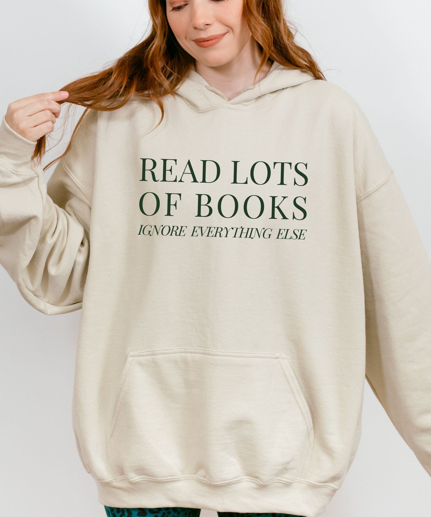 Read lots Of Books Hoodie, Born To Read,Romantasy Sweatshirt, TBR Booktrovert Romance Fantasy Reader, Bookish Reading Hoodie Booklover Gift