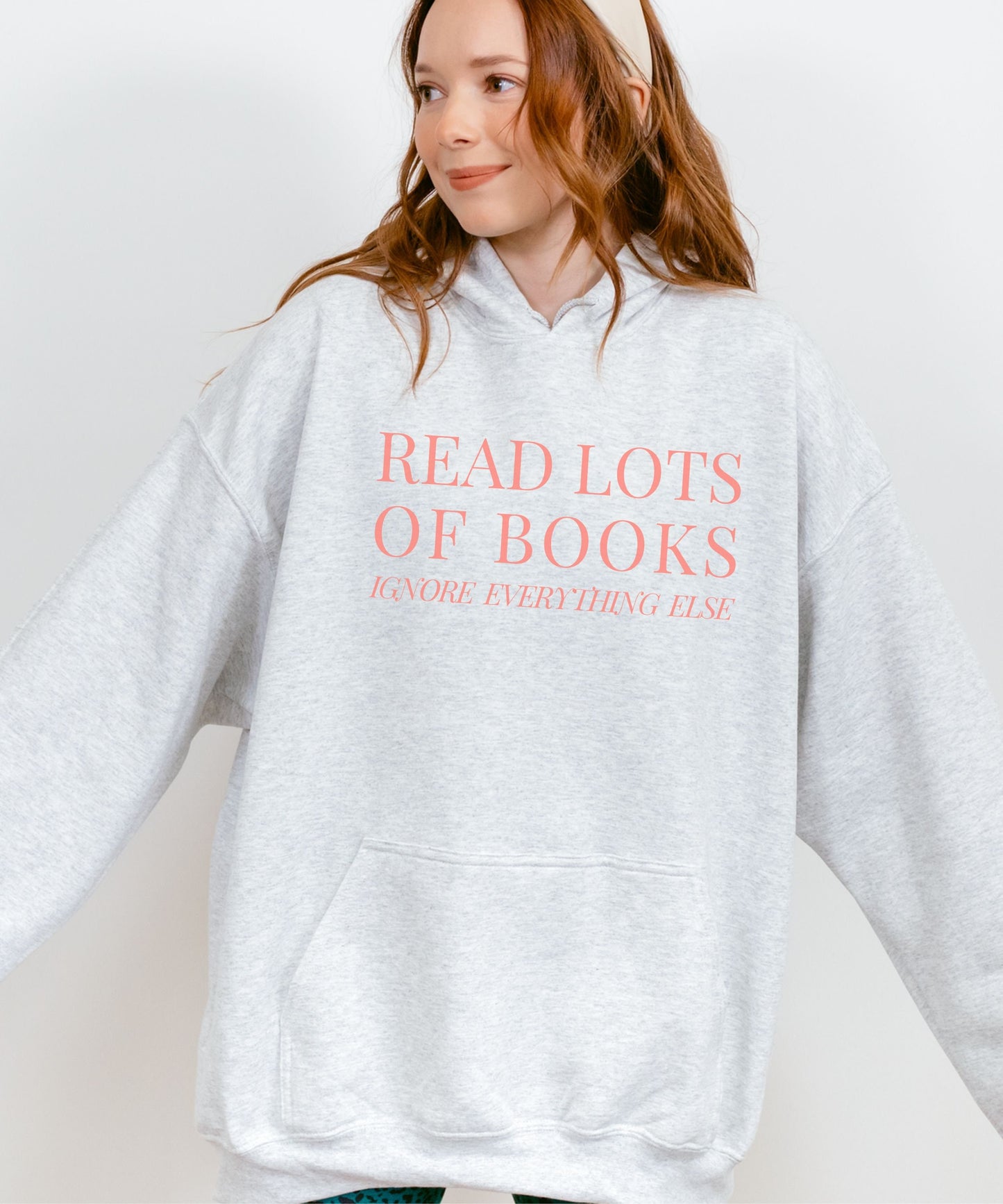 Read lots Of Books Hoodie, Born To Read,Romantasy Sweatshirt, TBR Booktrovert Romance Fantasy Reader, Bookish Reading Hoodie Booklover Gift