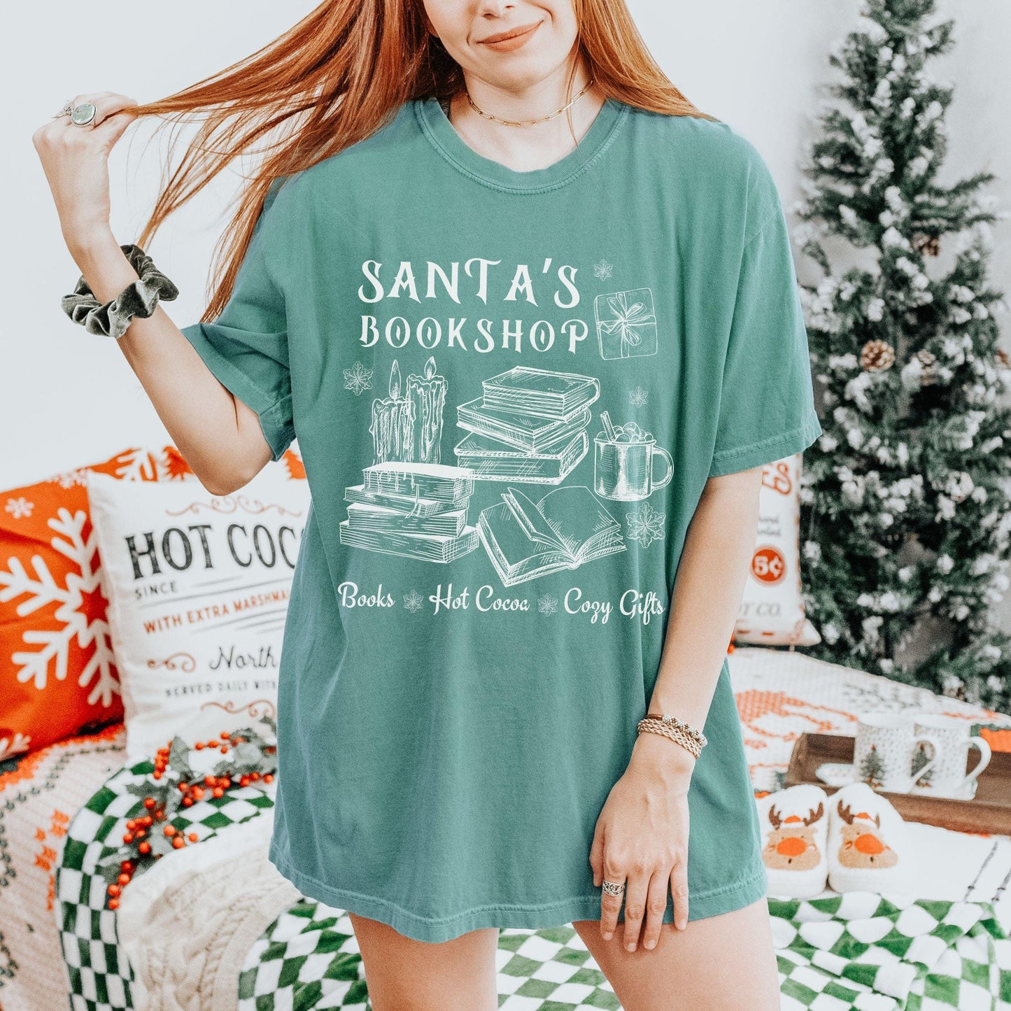Santa's Bookshop Bookish Christmas Shirt, Bookcore Christmas Tshirt Santa Shirts for Book Lovers Booktok Cozy Christmas Romance Reader Shirt