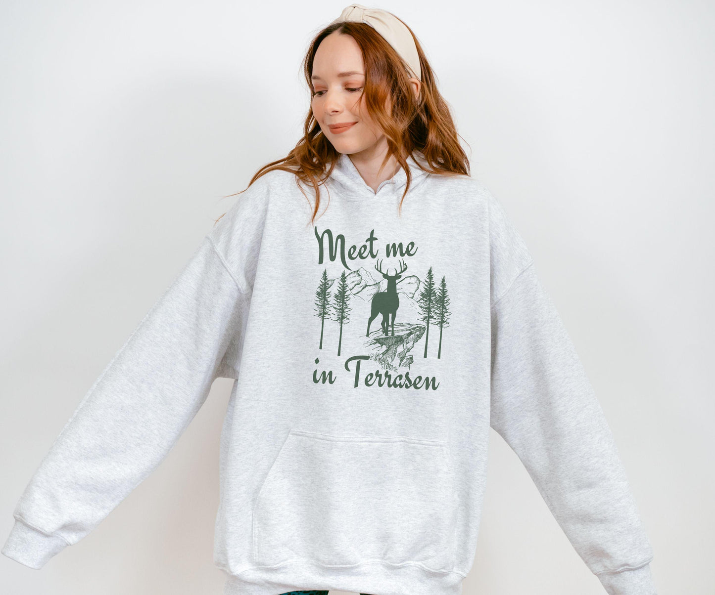 Terrasen Throne of Glass Hoodie, Meet Me In Terrasen Licensed SJM Merch, SJM Sweatshirt, KOA Aelin Galathynius Kingdom of Ash Hoodie