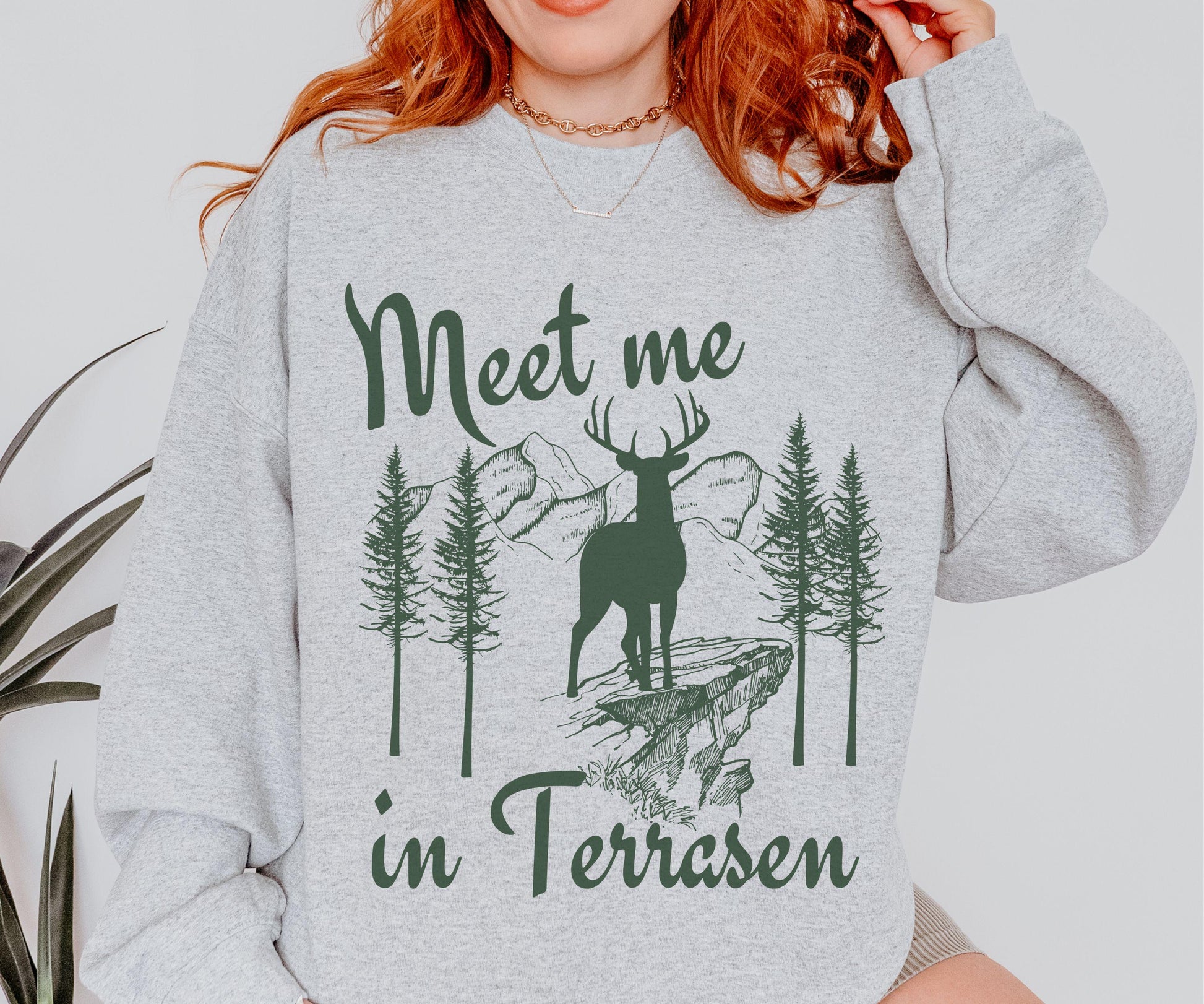 Terrasen Throne of Glass Sweatshirt, Meet Me In Terrasen Licensed SJM Merch, SJM Merch, KOA Aelin Galathynius Kingdom of Ash Sweatshirt