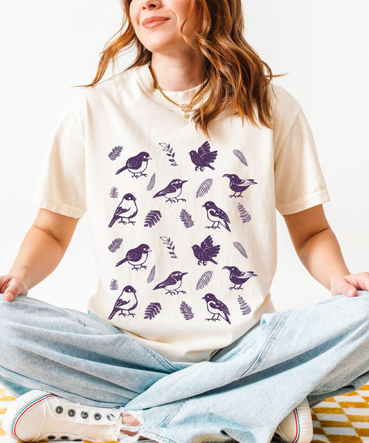 Linocut Bird Shirt, Cottagecore Tshirt, Nature-Inspired Bird Graphic Tee Bird Lovers Gift, Birdwatching Shirt Bird Watching Ecology Shirt