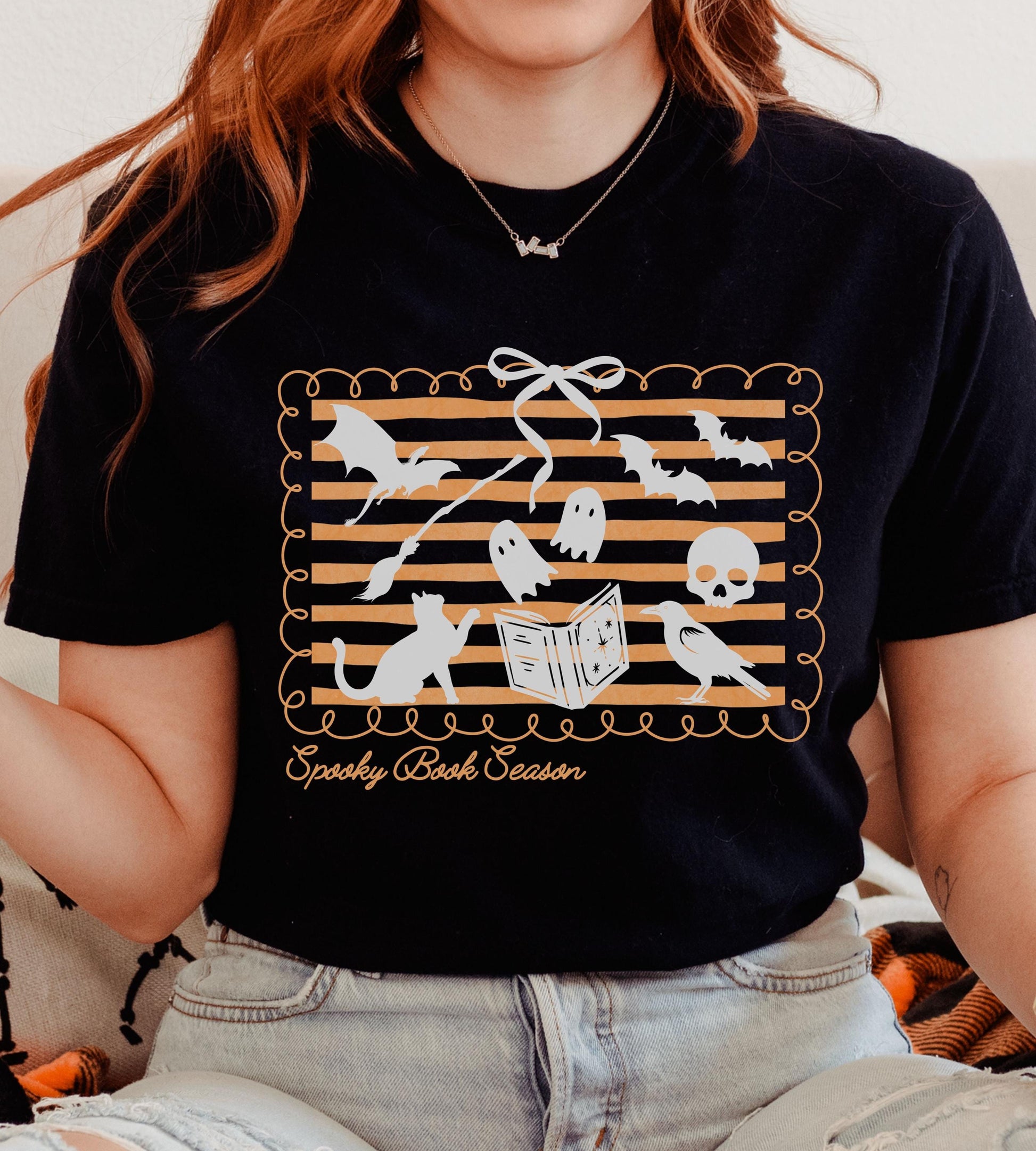 Spooky Book Season Shirt for Readers, Fall Booklover Tee Bookish Halloween Shirt Ghost Reading Book Shirt Coquette Halloween Book Club Shirt