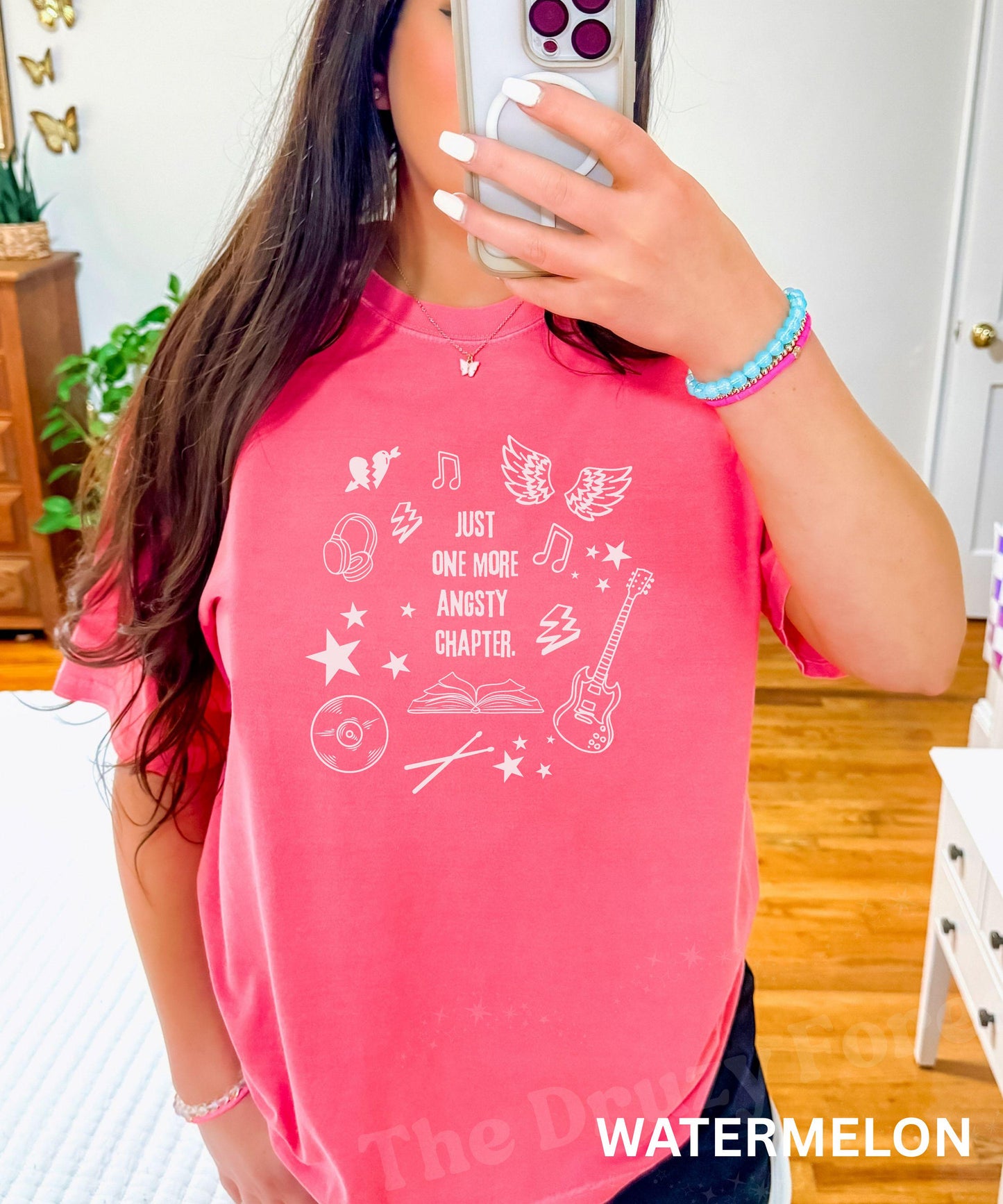 Rock Romance Book Shirt: Just One More Angsty Chapter Tshirt, Dark Romance Shirt, Booklover Gifts, Booktok Merch, Music Romance Reader Merch