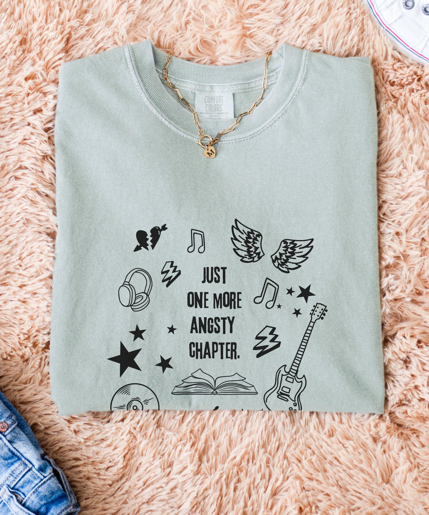 Rock Romance Book Shirt: Just One More Angsty Chapter Tshirt, Dark Romance Shirt, Booklover Gifts, Booktok Merch, Music Romance Reader Merch