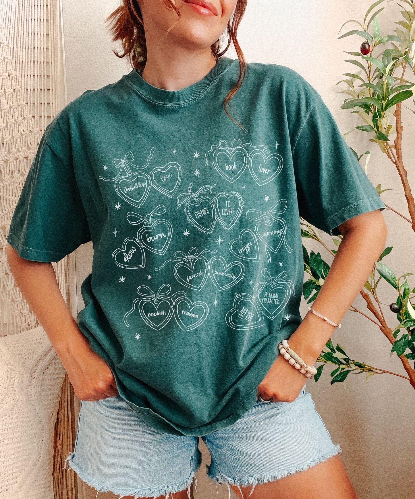 Heart Locket Booklover Shirt, Romance Book Merch, Trigger Warnings Morally Grey Slow Burn Dark Romance, Coquette Locket Book Tropes Shirt