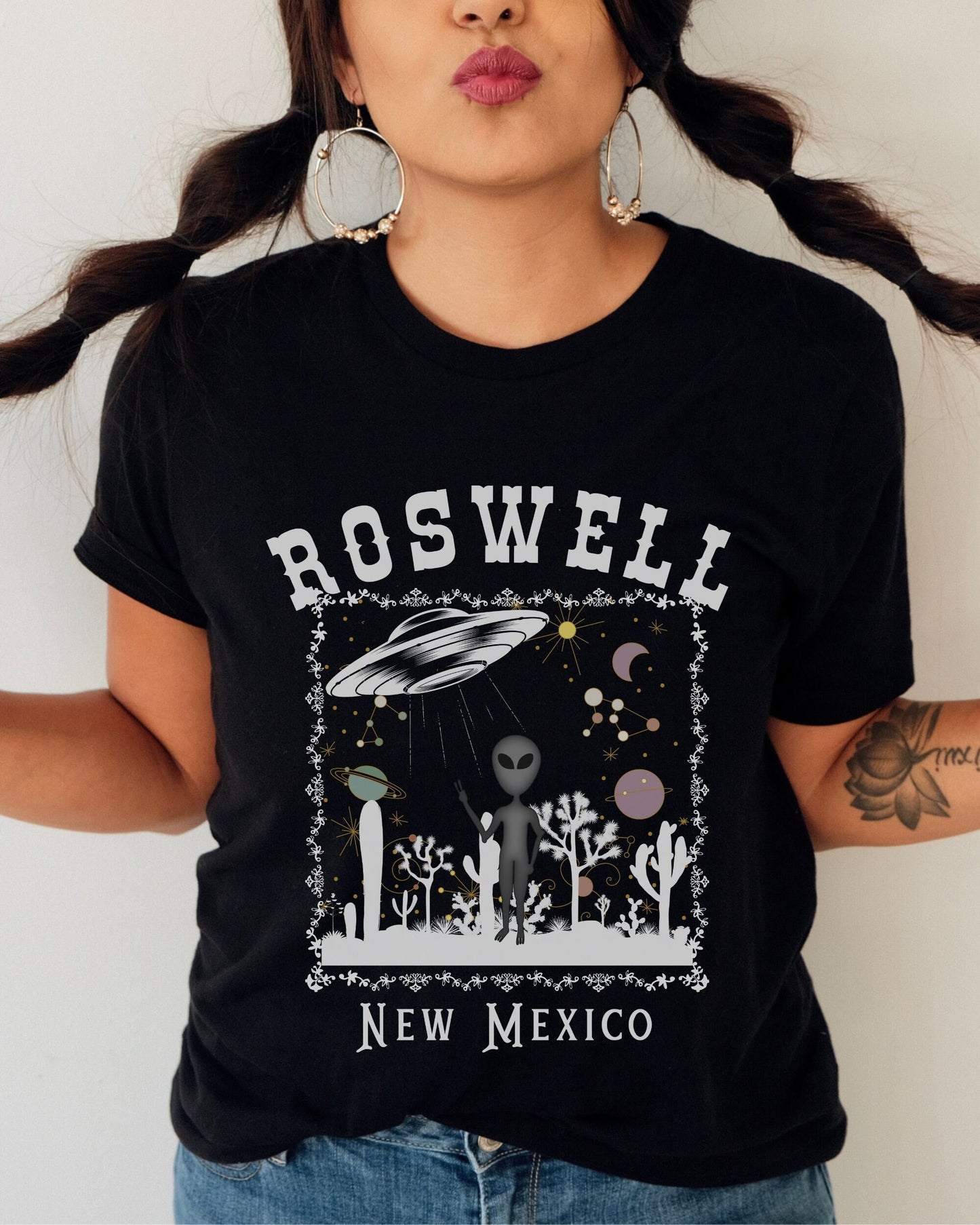 Alien Tshirt UFO Shirt Roswell New Mexico Cryptozoology Shirt Southwestern Shirt Western Graphic Tees Retro New Mexico Tee Cosmic Cowgirl