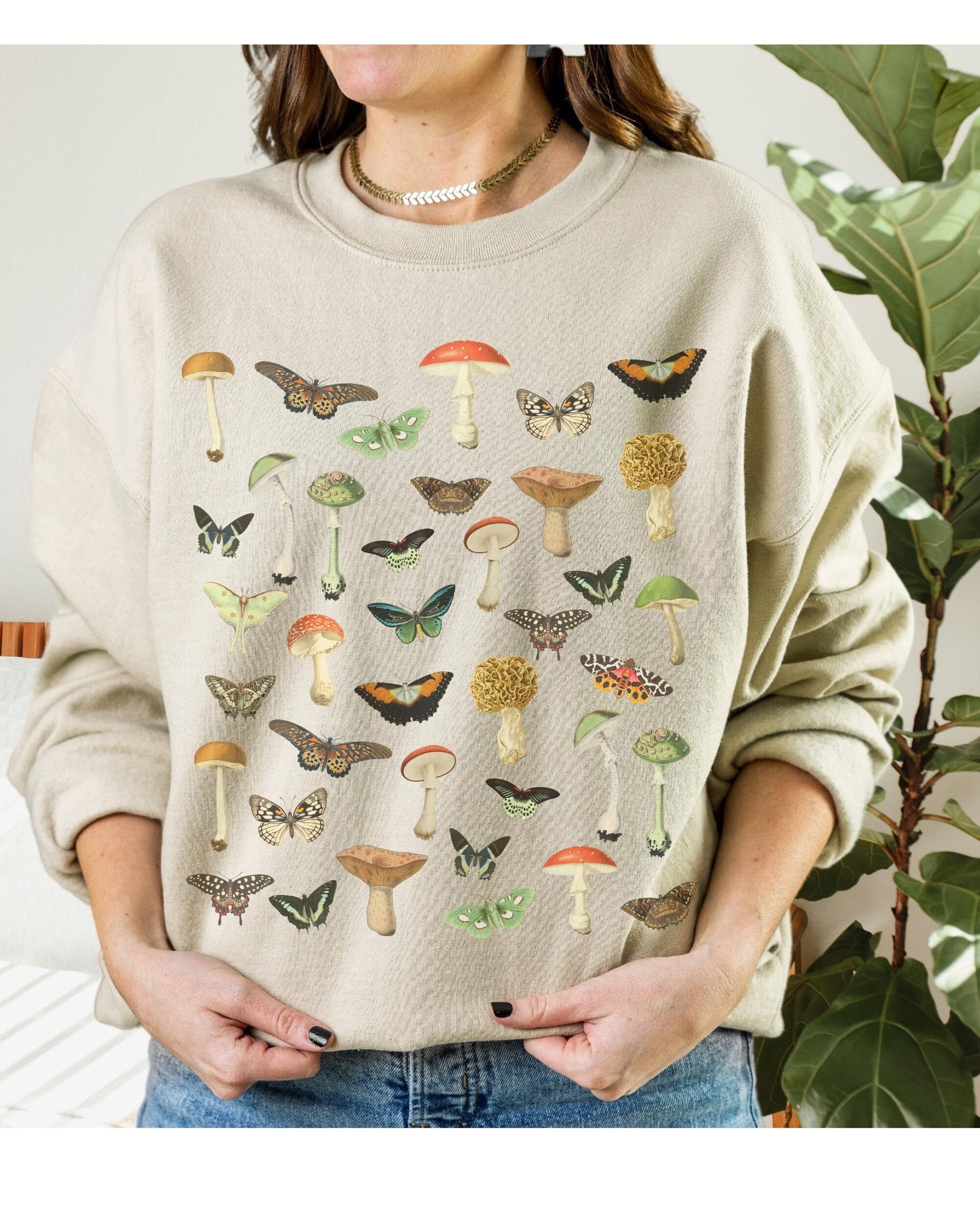 Mushroom Sweatshirt Moth Shirt Butterfly Crewneck Mushroom Sweater Cottagecore Clothes Goblincore Fairycore Forestcore Insect Nature Shirt