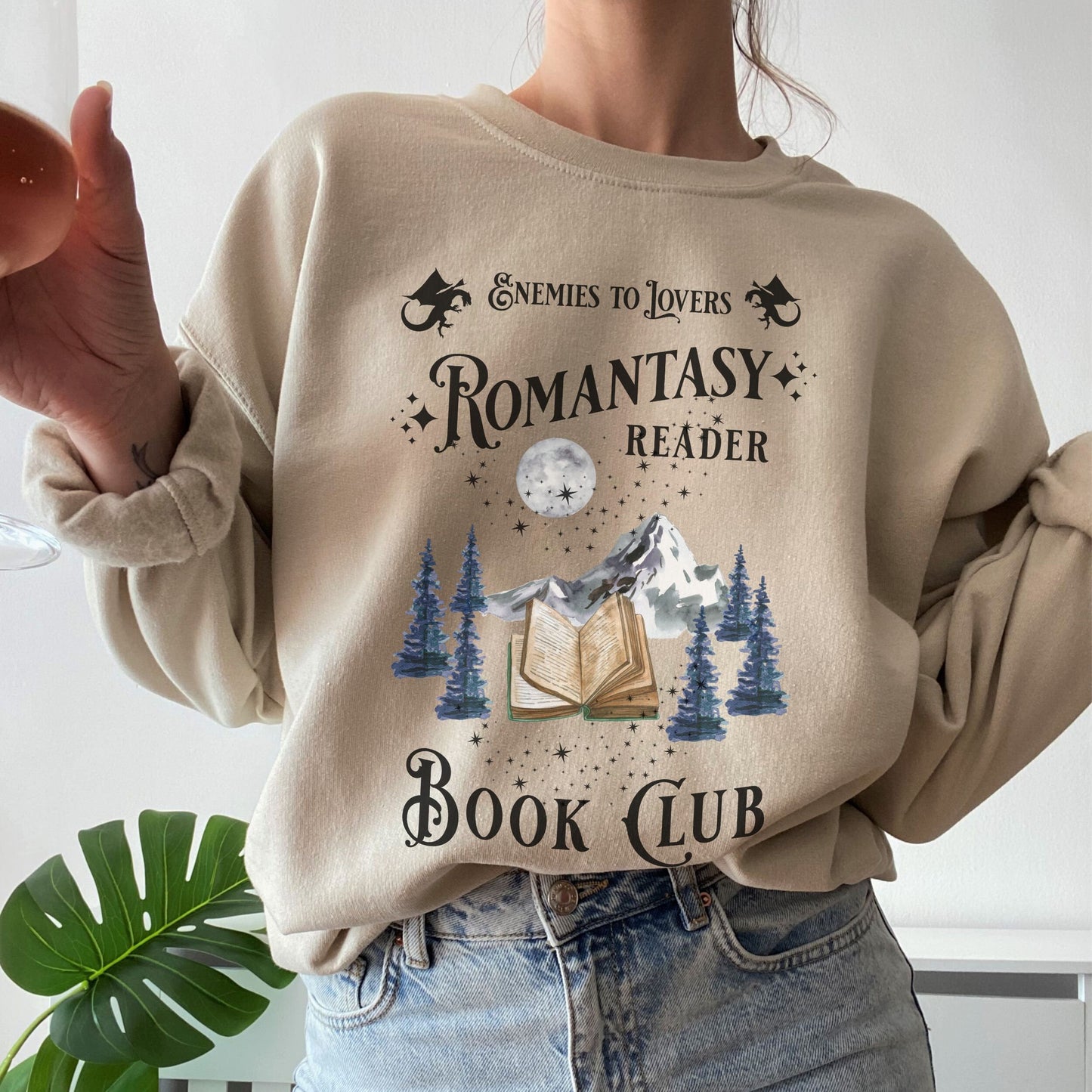 Romantasy Reader Book Club Sweatshirt, Enemies To Lovers Book Tropes Booklover Gift, Spicy Book Fantasy Romance Bookish Things Smut Shirt