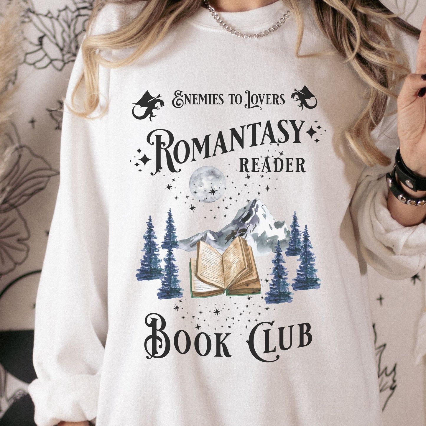 Romantasy Reader Book Club Sweatshirt, Enemies To Lovers Book Tropes Booklover Gift, Spicy Book Fantasy Romance Bookish Things Smut Shirt